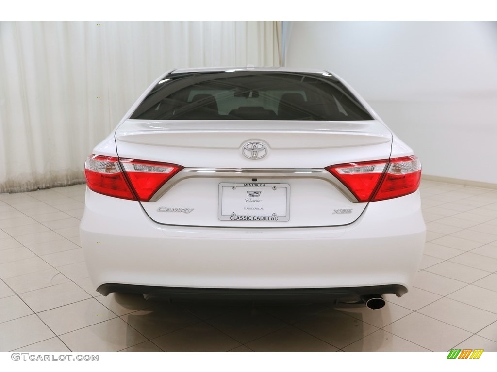 2017 Camry XSE - Blizzard White Pearl / Black photo #19