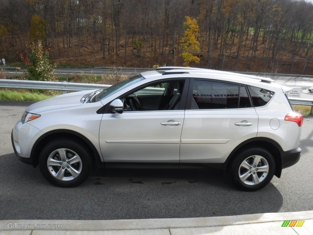 2013 RAV4 XLE AWD - Classic Silver Metallic / Ash photo #7