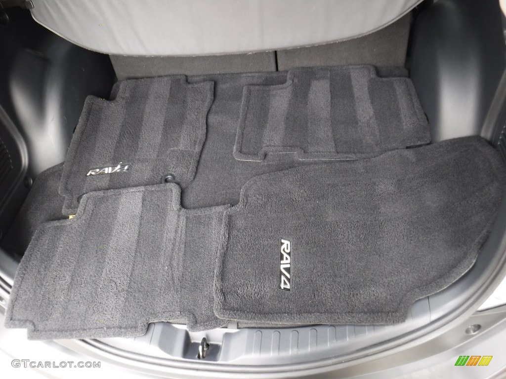 2013 RAV4 XLE AWD - Classic Silver Metallic / Ash photo #26