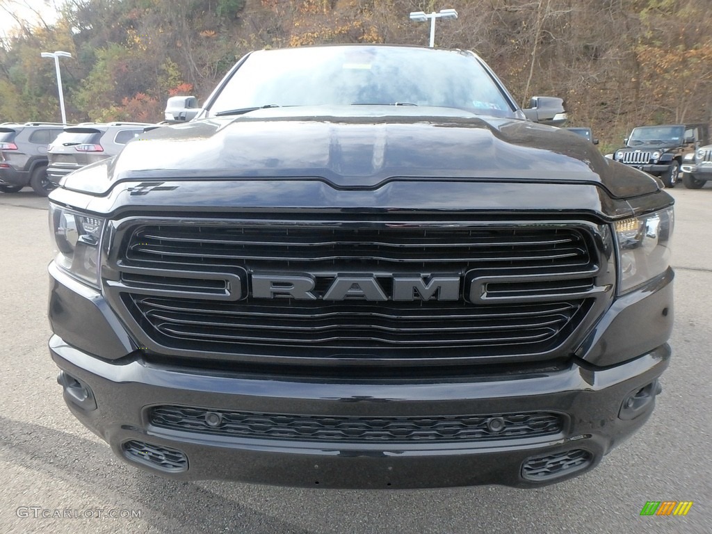 2019 1500 Big Horn Crew Cab 4x4 - Diamond Black Crystal Pearl / Black photo #8