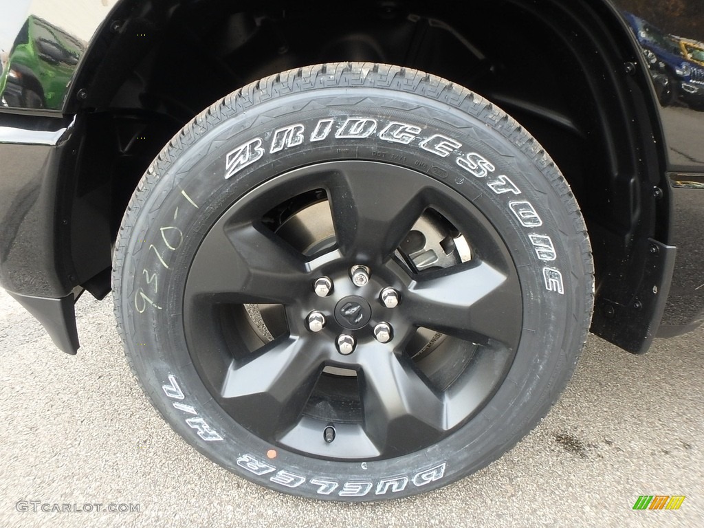 2019 1500 Big Horn Crew Cab 4x4 - Diamond Black Crystal Pearl / Black photo #9