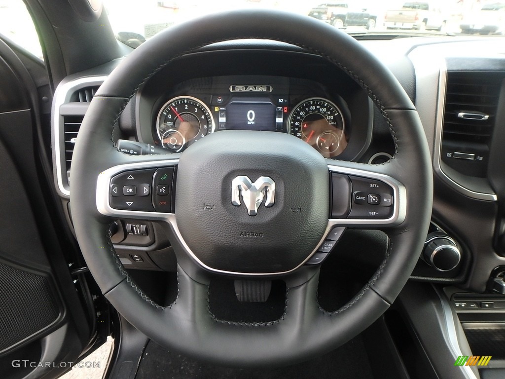 2019 1500 Big Horn Crew Cab 4x4 - Diamond Black Crystal Pearl / Black photo #19