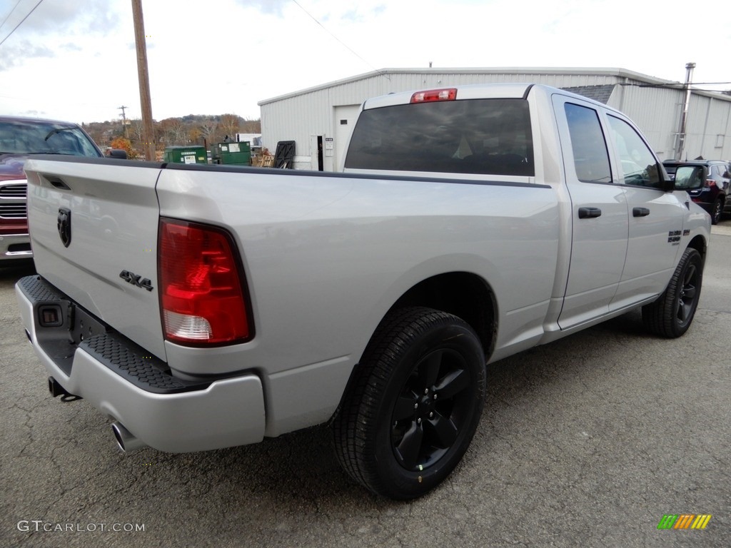 2019 1500 Classic Express Quad Cab 4x4 - Bright Silver Metallic / Black photo #6