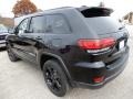 Diamond Black Crystal Pearl - Grand Cherokee Laredo 4x4 Photo No. 3