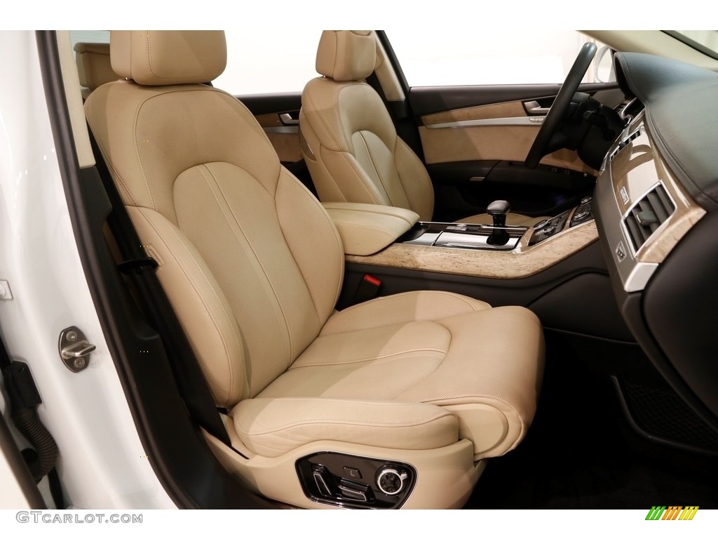 2013 A8 3.0T quattro - Ibis White / Velvet Beige photo #21
