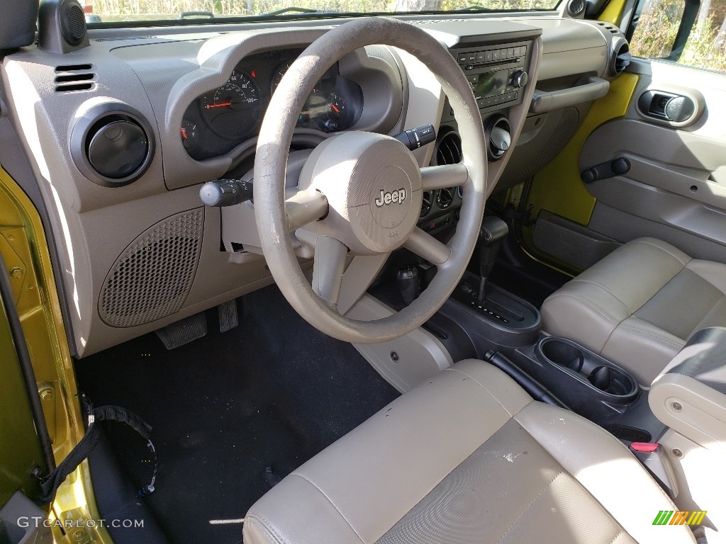 2008 Wrangler X 4x4 - Jeep Green Metallic / Dark Khaki/Medium Khaki photo #13