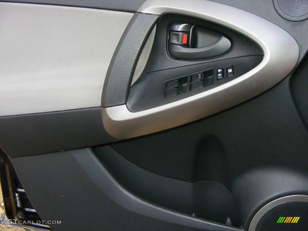 2008 RAV4 Limited 4WD - Black / Ash photo #15