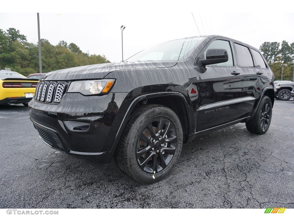 Diamond Black Crystal Pearl 2019 Jeep Grand Cherokee Altitude Exterior Photo #130358528