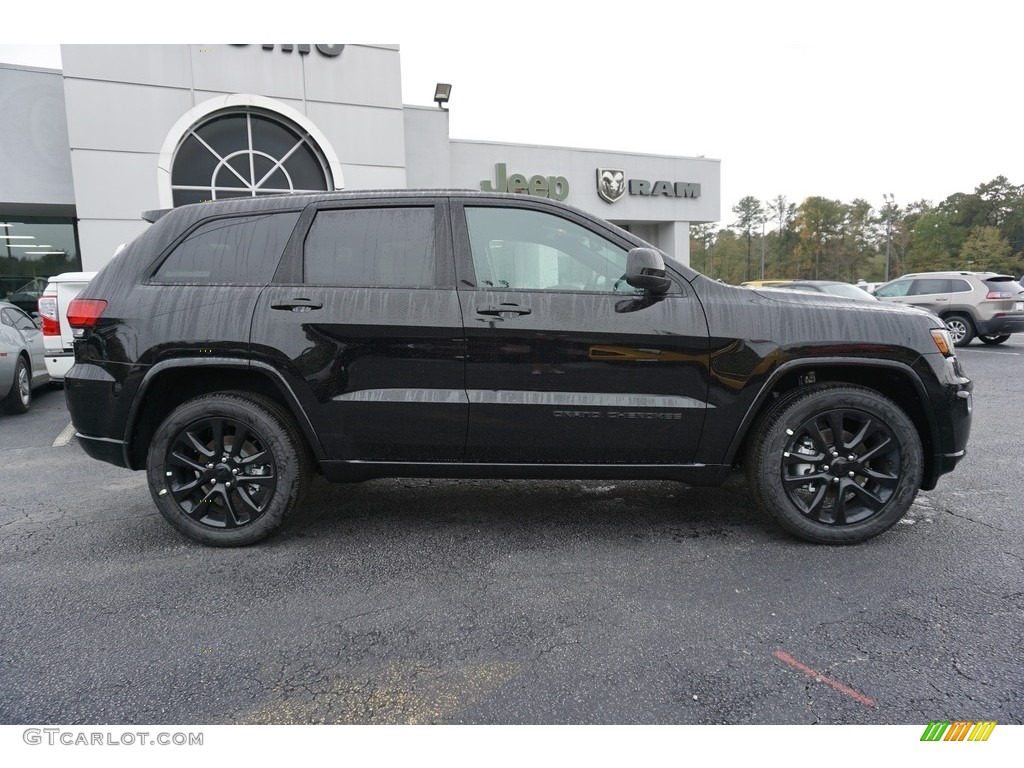 Diamond Black Crystal Pearl 2019 Jeep Grand Cherokee Altitude Exterior Photo #130358720