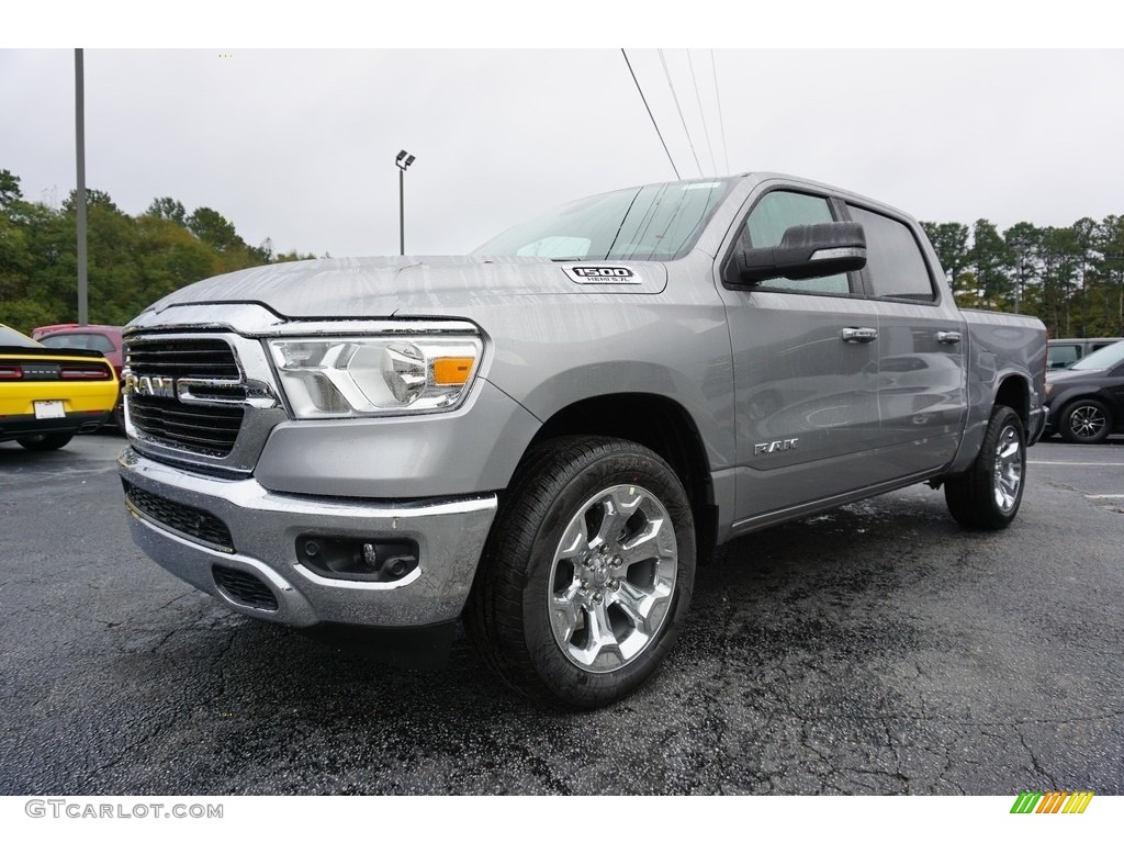 2019 1500 Big Horn Crew Cab - Billett Silver Metallic / Black photo #3