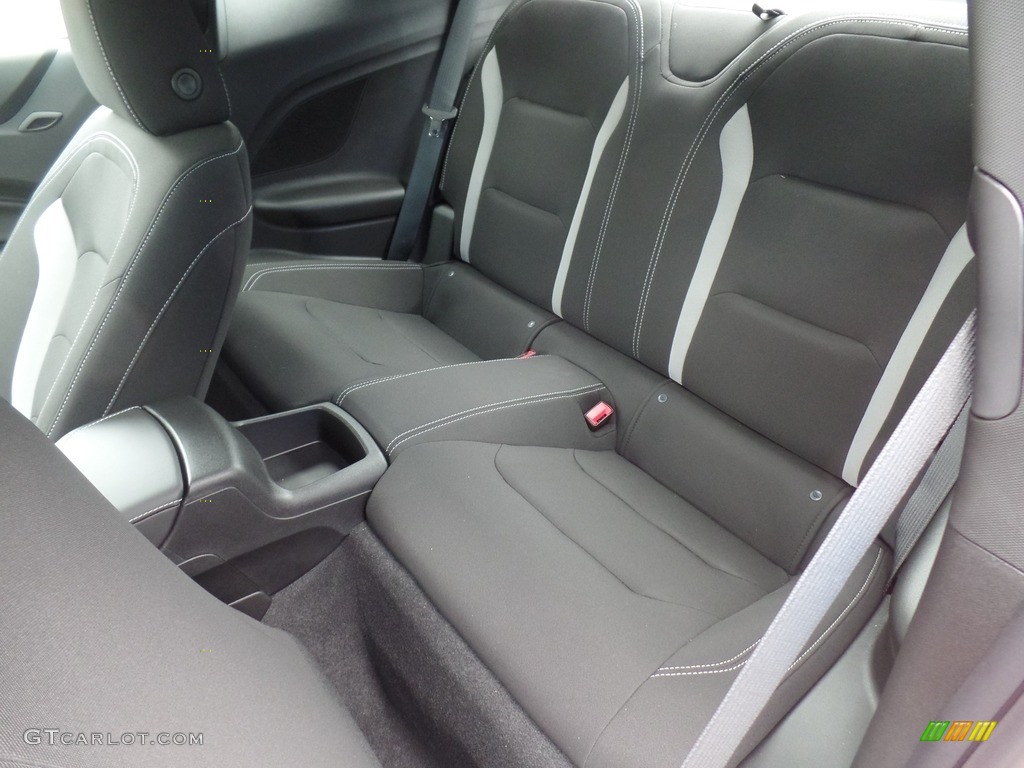2018 Chevrolet Camaro SS Coupe Rear Seat Photos