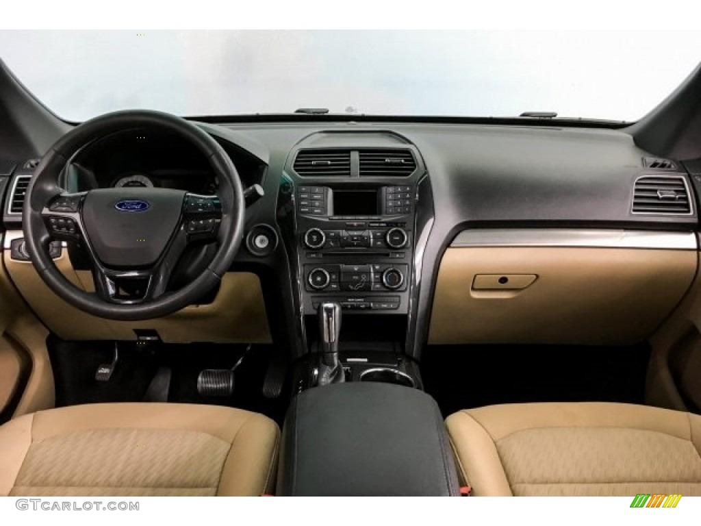2016 Explorer FWD - Shadow Black / Medium Light Camel photo #21