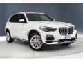 Front 3/4 View of 2019 X5 xDrive40i
