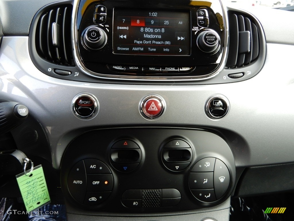 2018 Fiat 500 Pop Cabrio Controls Photo #130367804