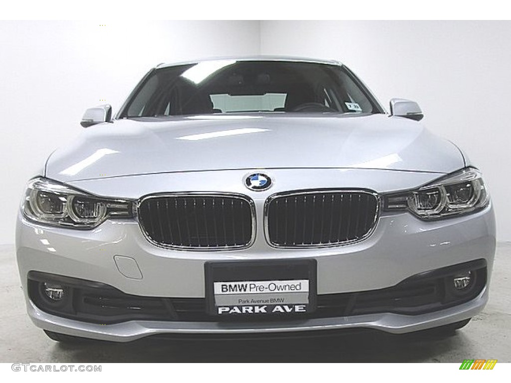 2018 3 Series 320i xDrive Sedan - Glacier Silver Metallic / Black photo #6