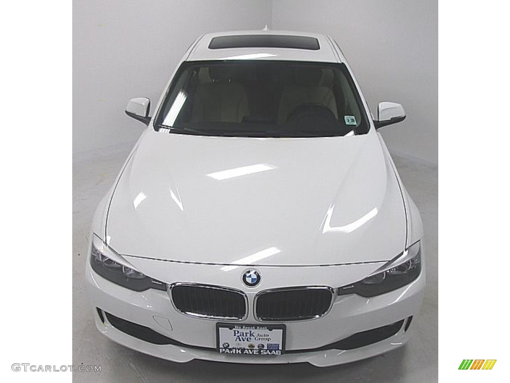 2015 3 Series 320i xDrive Sedan - Alpine White / Venetian Beige photo #7