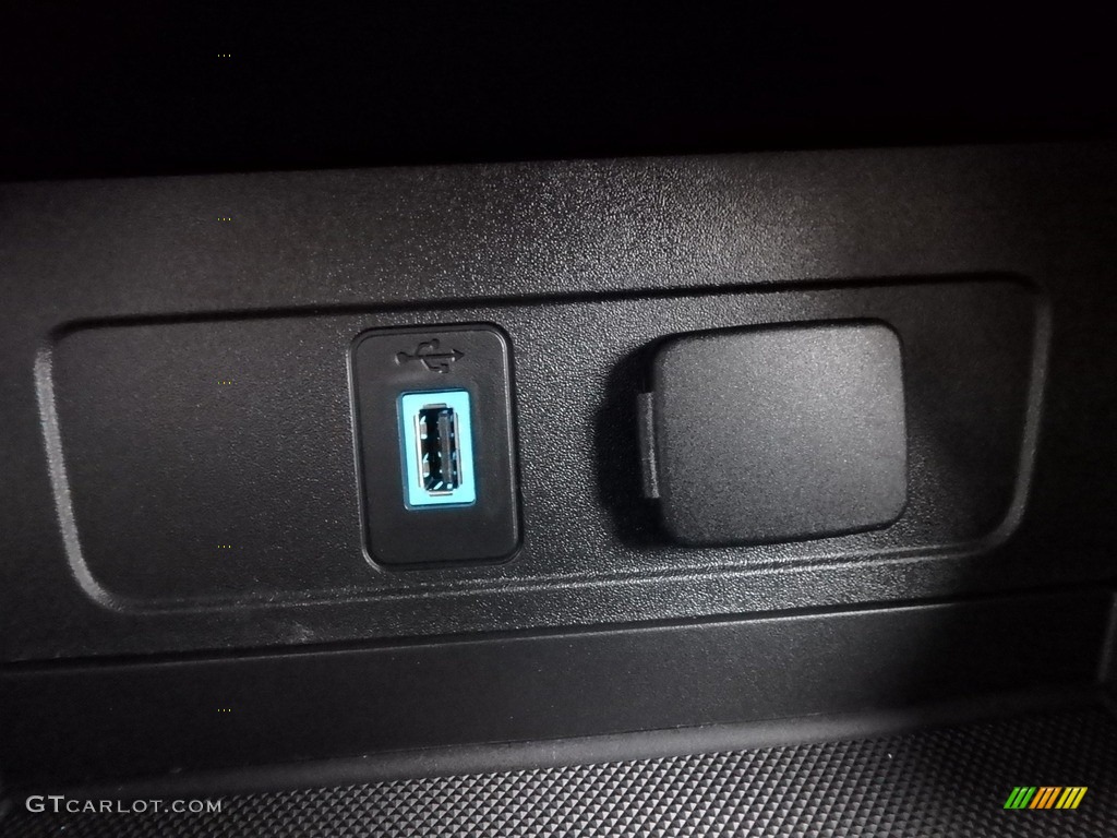 2019 Escape SEL 4WD - White Platinum / Chromite Gray/Charcoal Black photo #20