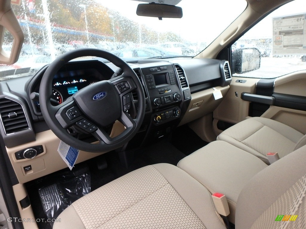 Light Camel Interior 2018 Ford F150 XLT SuperCab 4x4 Photo #130377759