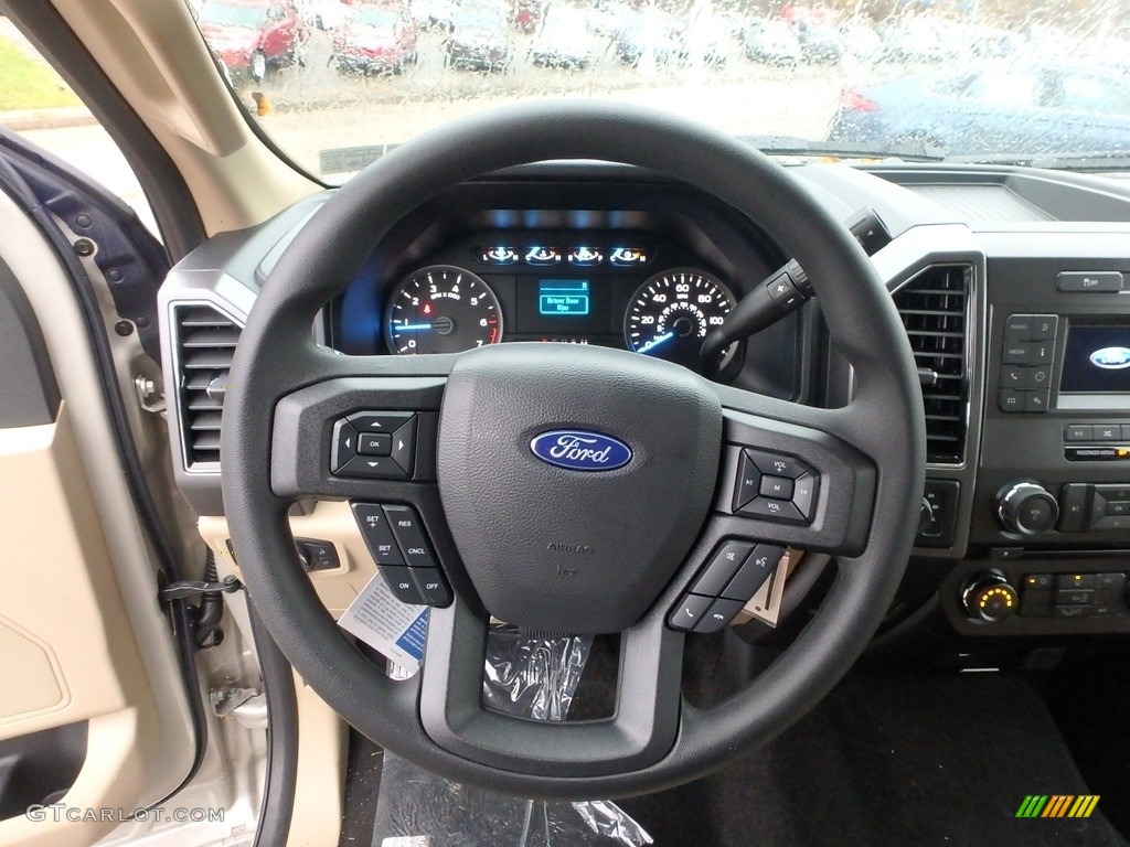 2018 Ford F150 XLT SuperCab 4x4 Light Camel Steering Wheel Photo #130377837