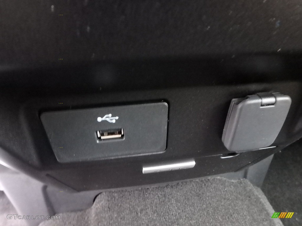 2018 F150 XLT SuperCab 4x4 - White Gold / Light Camel photo #18