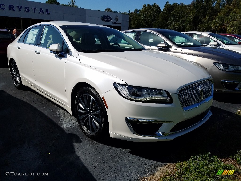 2019 Lincoln MKZ Hybrid Reserve I Exterior Photos