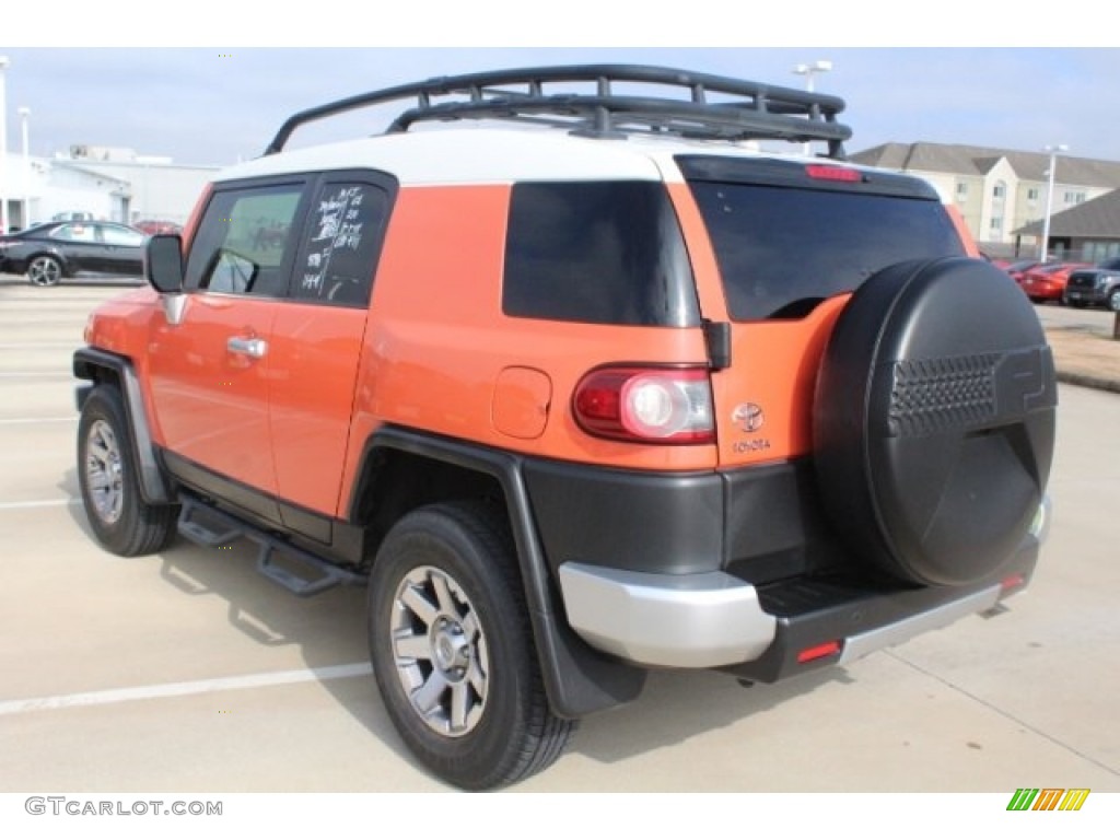 2014 FJ Cruiser 4WD - Magma Orange / Dark Charcoal photo #7