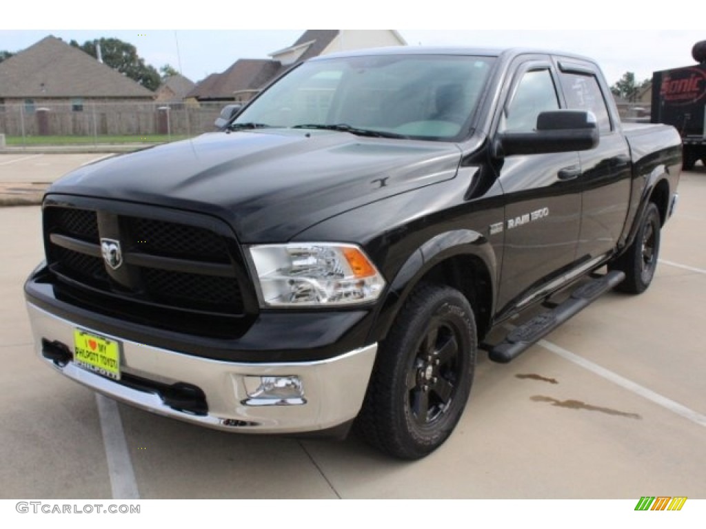 2012 Ram 1500 Outdoorsman Crew Cab 4x4 - Black / Dark Slate Gray/Medium Graystone photo #4