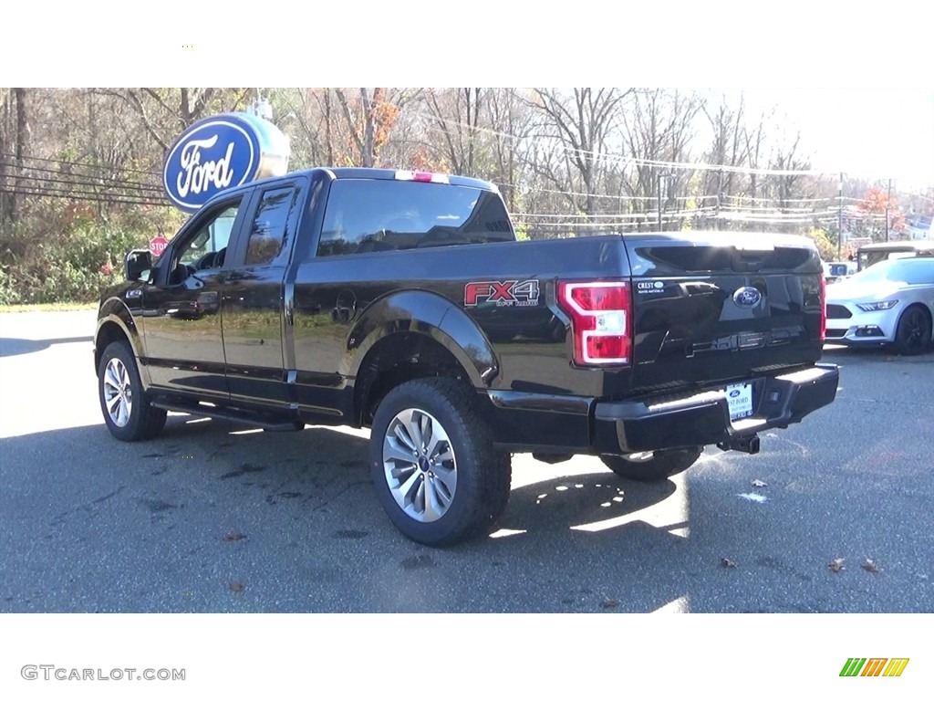 2018 F150 XL SuperCab 4x4 - Shadow Black / Earth Gray photo #5