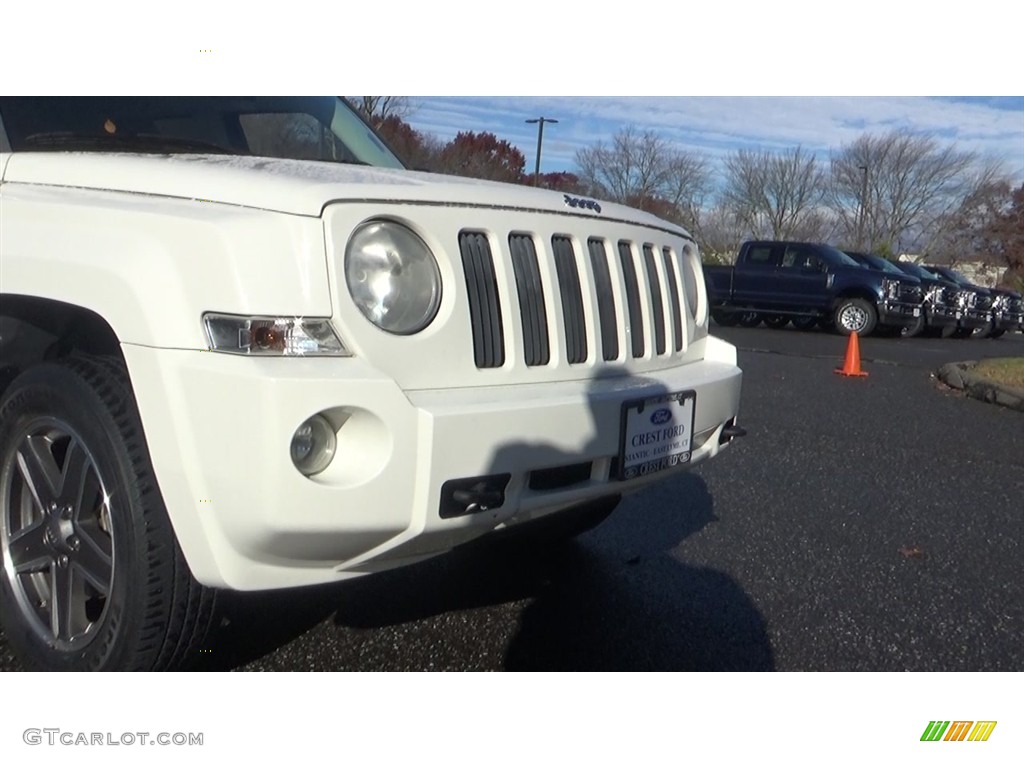 2009 Patriot Sport 4x4 - Stone White / Dark Slate Gray/Medium Slate Gray photo #25