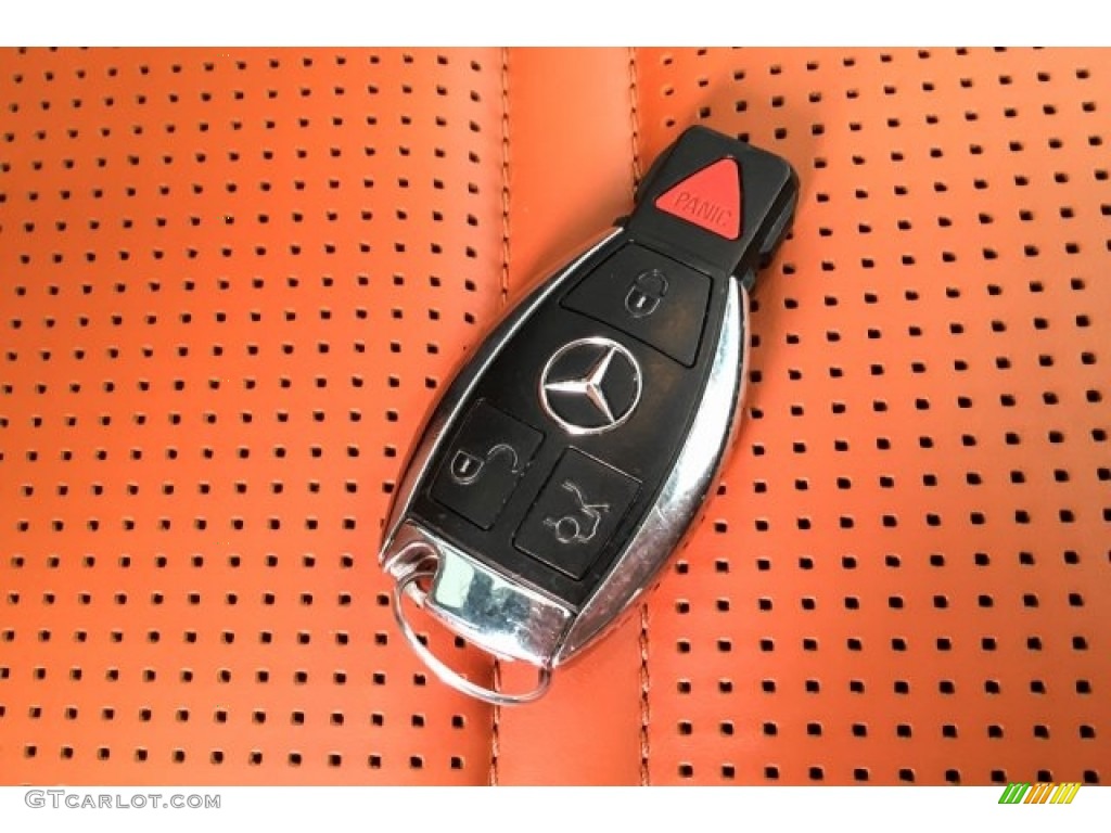 2015 Mercedes-Benz E 63 AMG S 4Matic Wagon Keys Photos