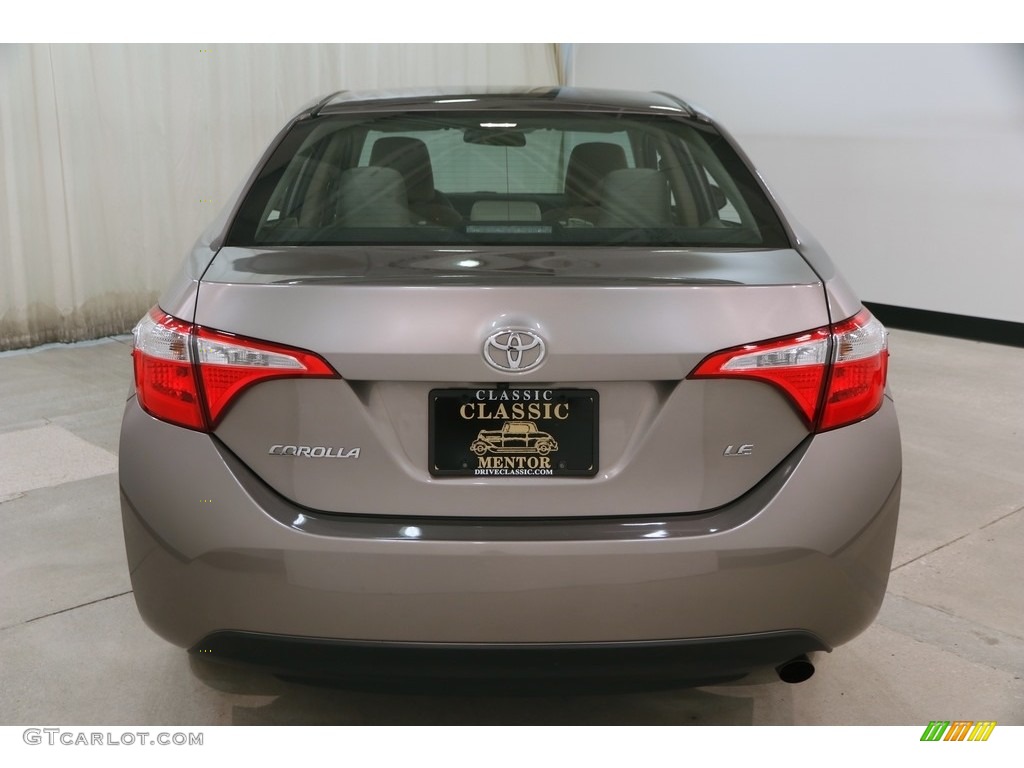 2016 Corolla LE - Brown Sugar Metallic / Ivory photo #16