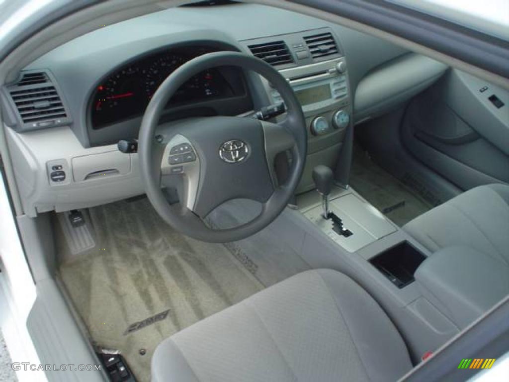 2008 Camry CE - Super White / Ash photo #9