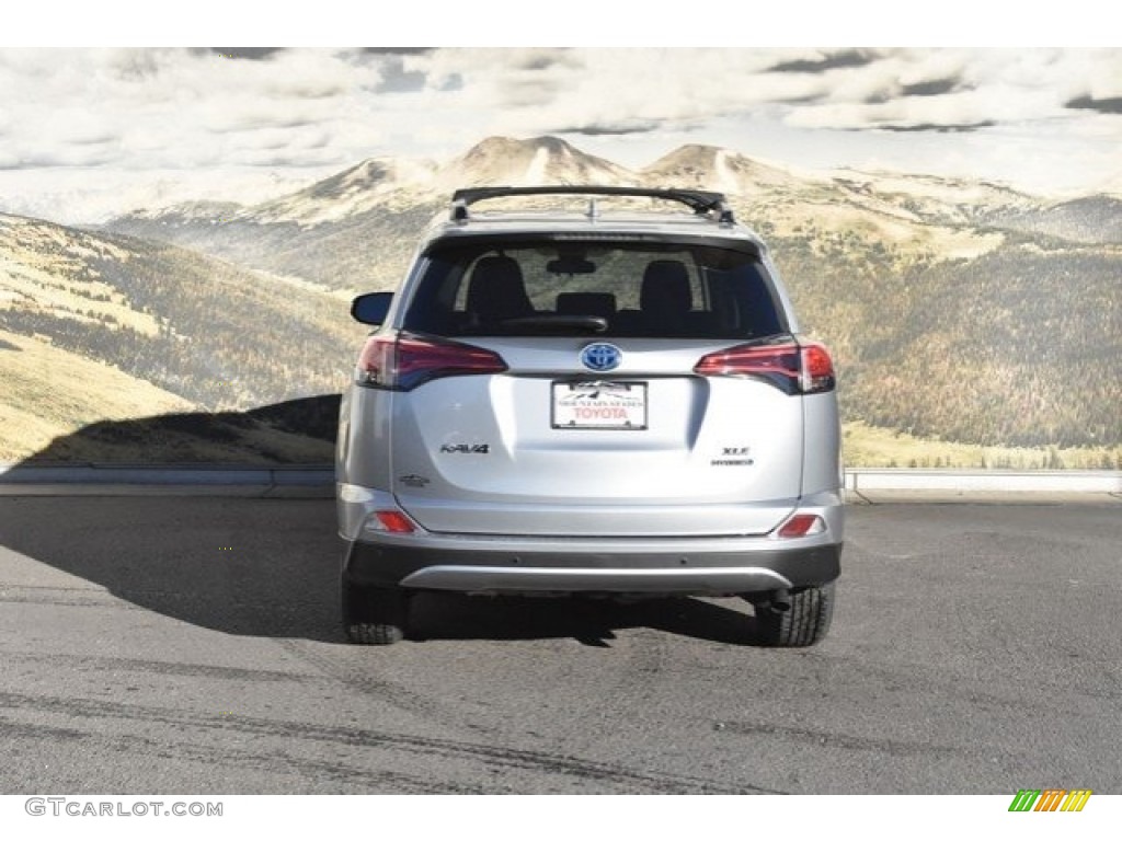 2018 RAV4 XLE AWD Hybrid - Silver Sky Metallic / Black photo #4