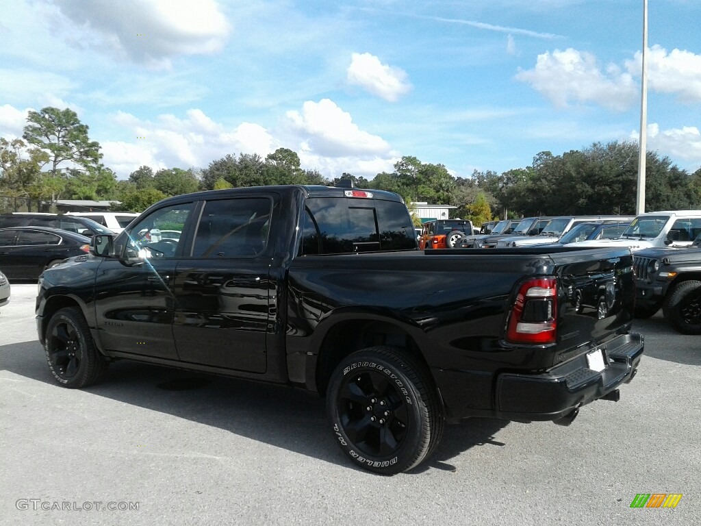 2019 1500 Big Horn Crew Cab - Diamond Black Crystal Pearl / Black photo #3