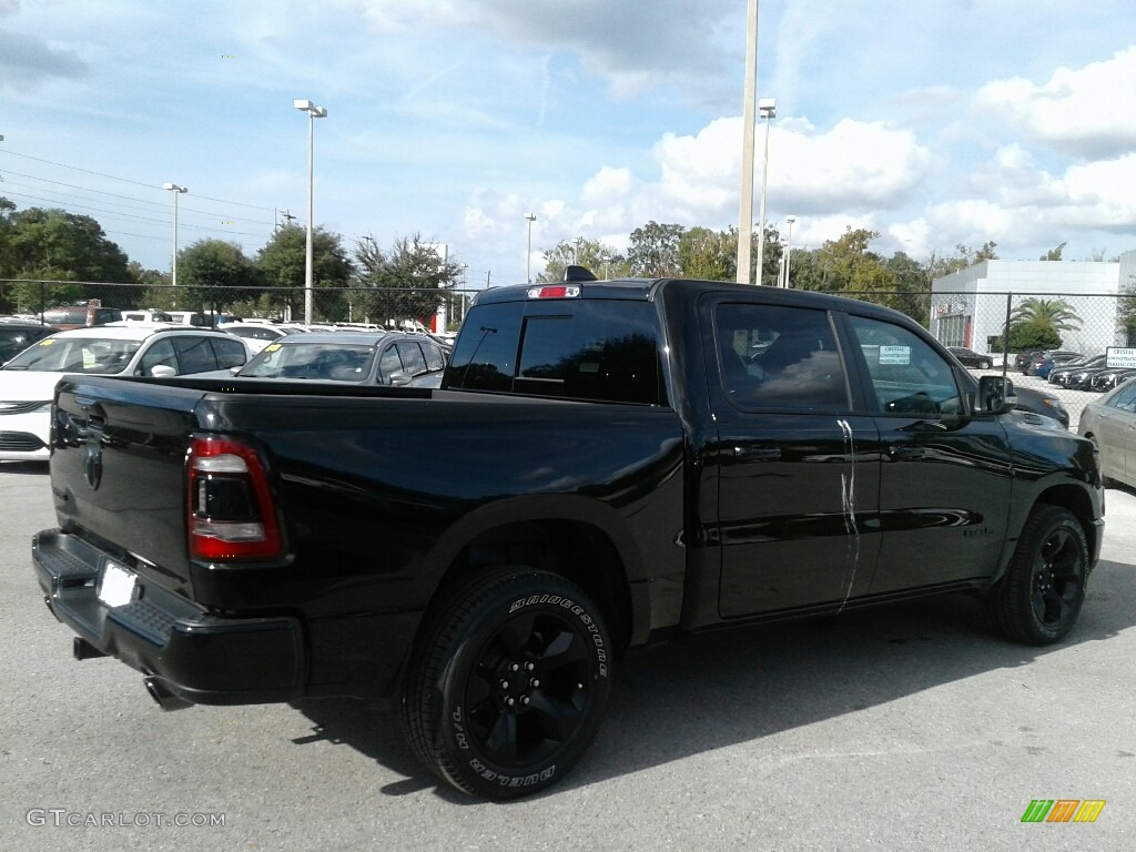 2019 1500 Big Horn Crew Cab - Diamond Black Crystal Pearl / Black photo #5