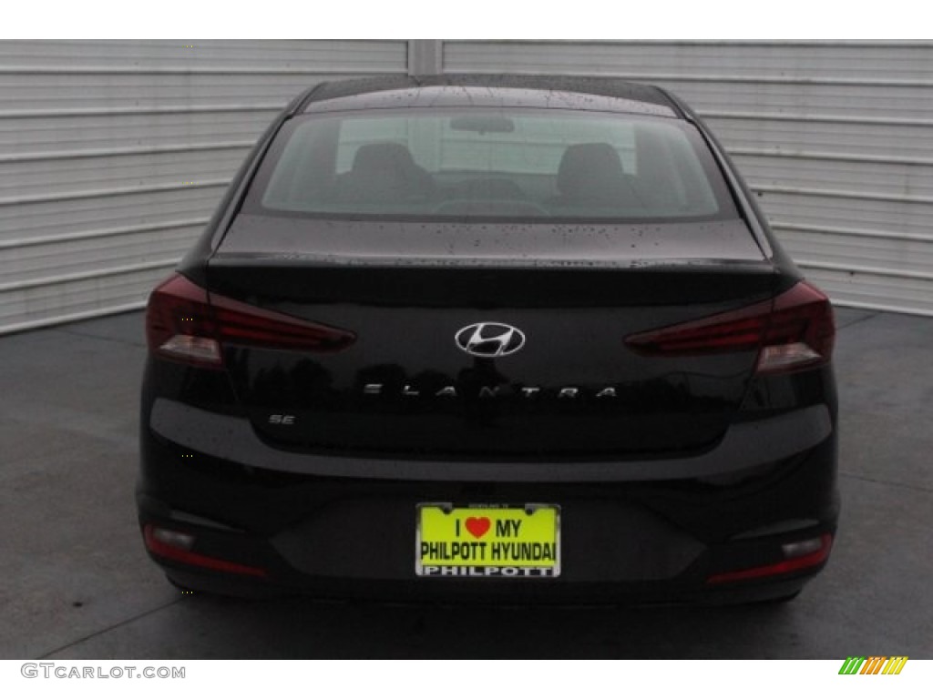 2019 Elantra SE - Phantom Black / Black photo #8