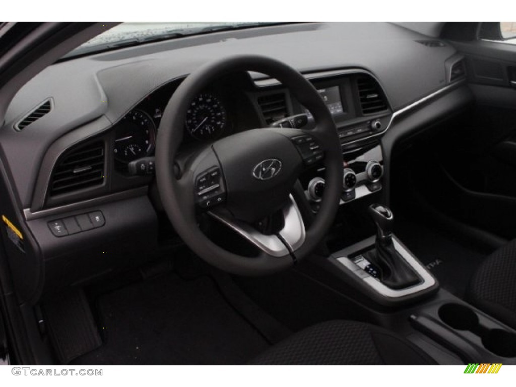 2019 Elantra SE - Phantom Black / Black photo #13