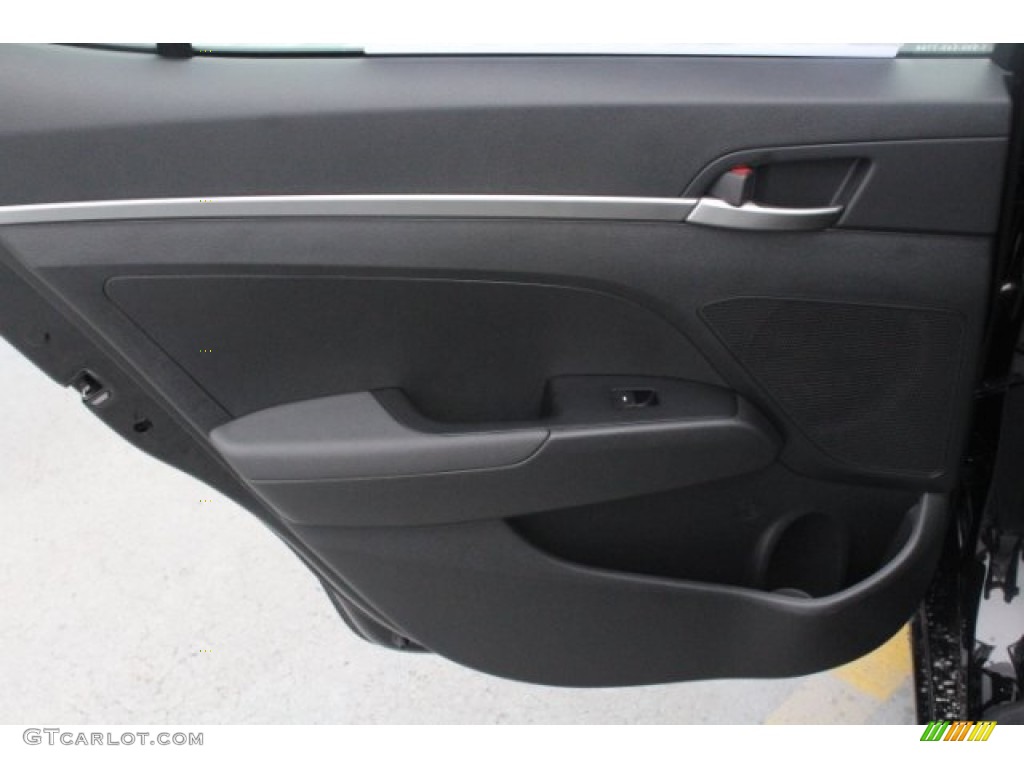 2019 Elantra SE - Phantom Black / Black photo #21