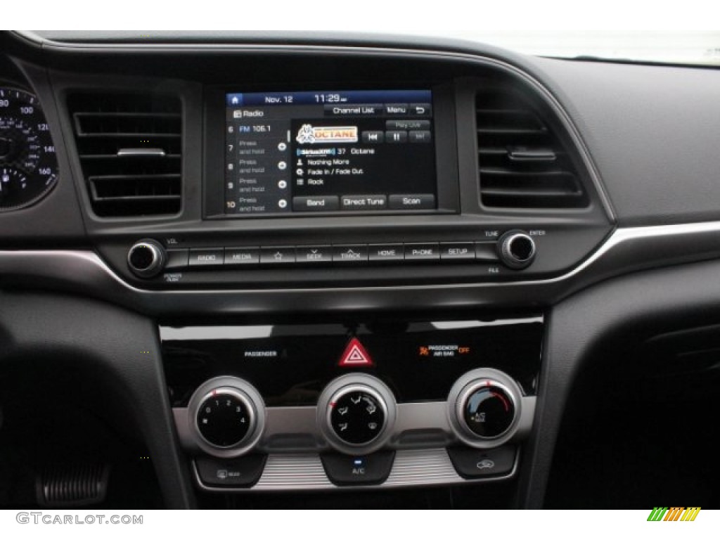2019 Elantra SEL - Quartz White Pearl / Black photo #16