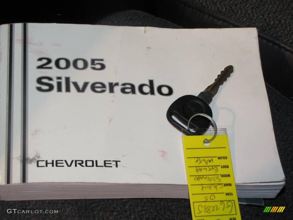 2005 Silverado 2500HD Work Truck Extended Cab 4x4 - Summit White / Dark Charcoal photo #21