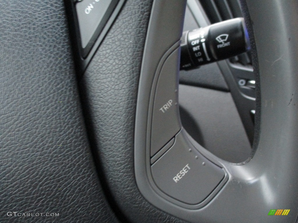 2011 Sonata GLS - Iridescent Silver Blue Metallic / Gray photo #17