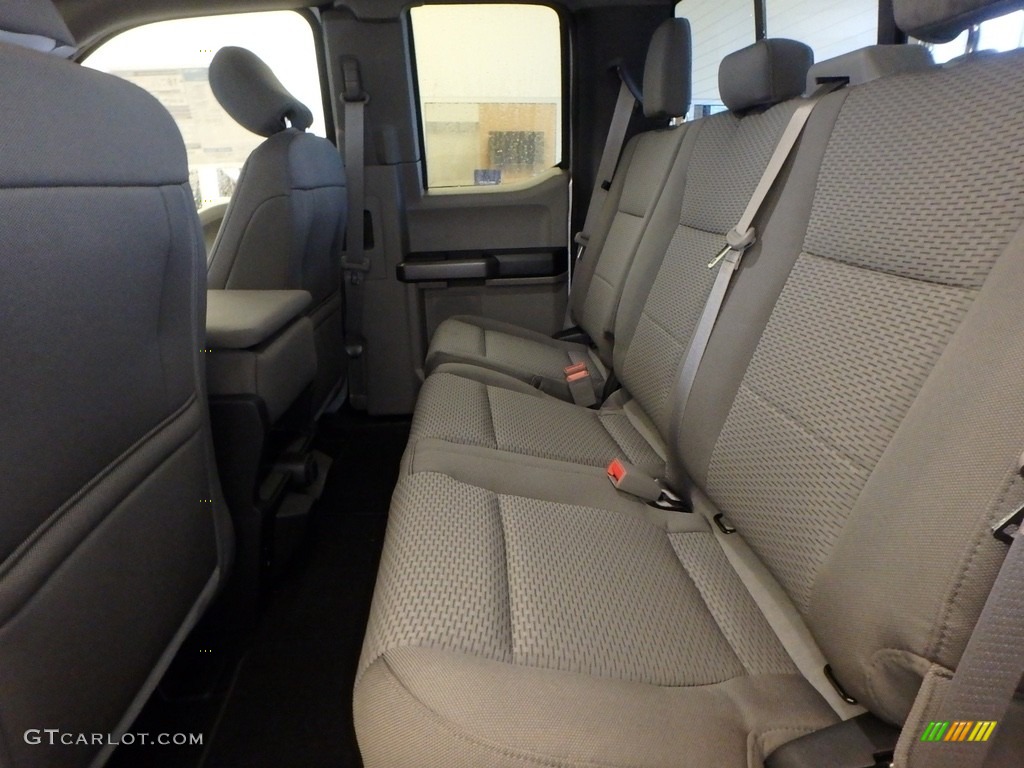 2018 F150 XLT SuperCab 4x4 - Ingot Silver / Earth Gray photo #7