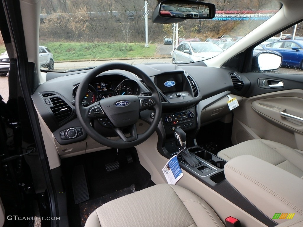 Chromite Gray/Charcoal Black Interior 2019 Ford Escape SE 4WD Photo #130426448