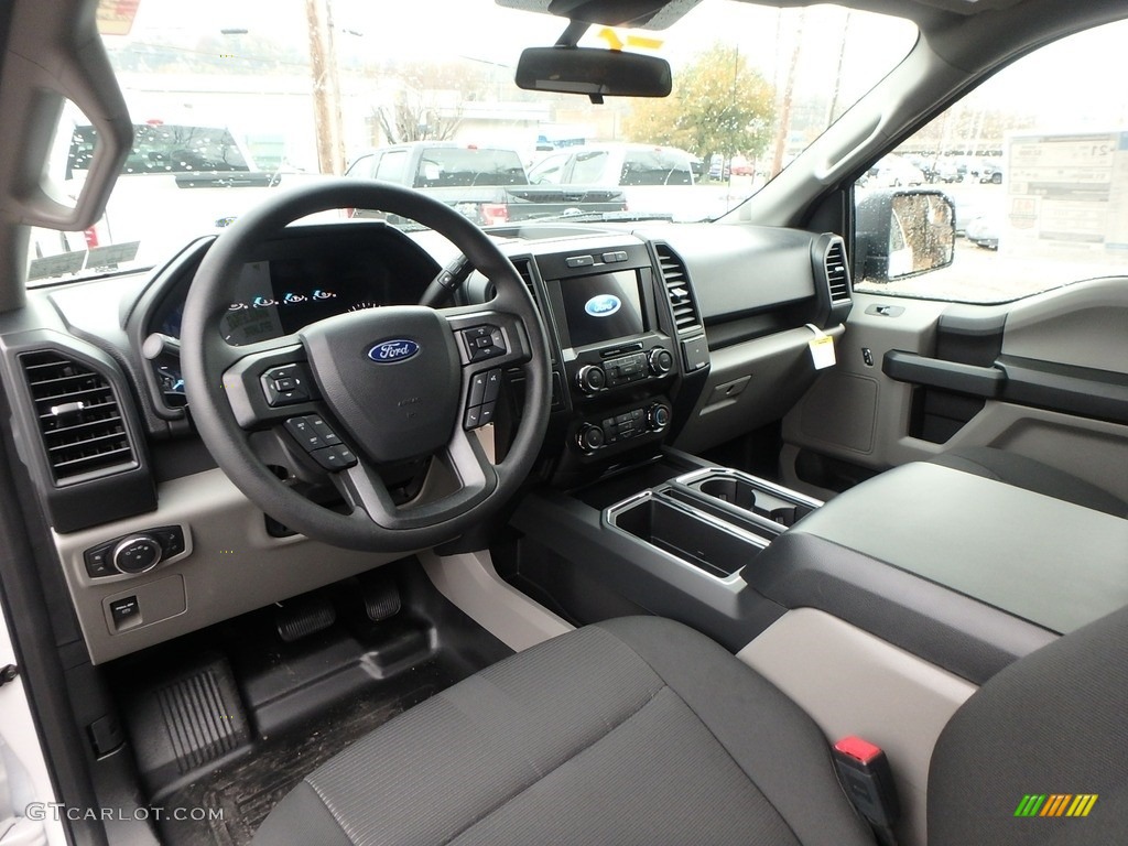 Black Interior 2019 Ford F150 STX SuperCab 4x4 Photo #130428888