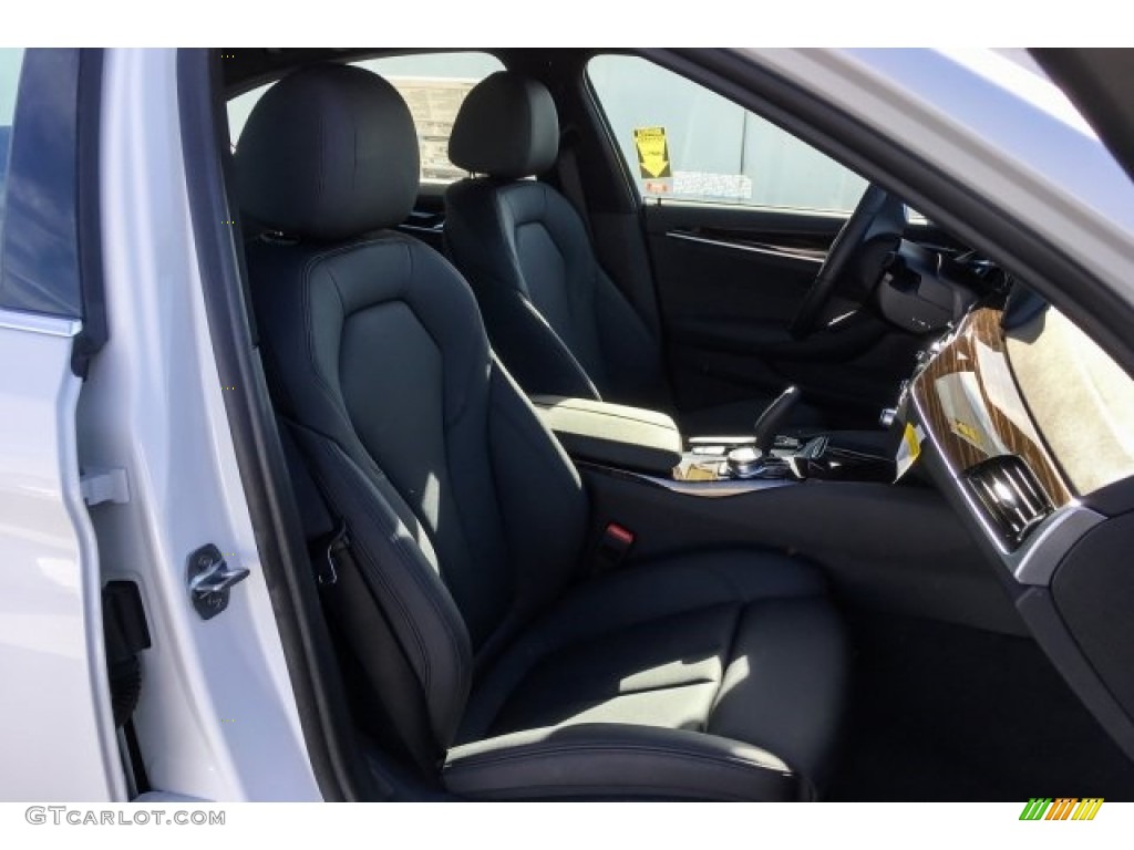 2019 5 Series 530e iPerformance Sedan - Alpine White / Black photo #5