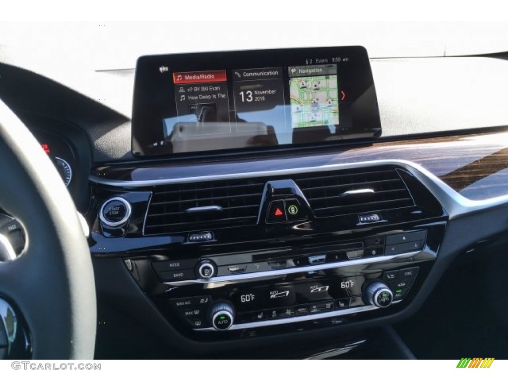 2019 5 Series 530e iPerformance Sedan - Alpine White / Black photo #6