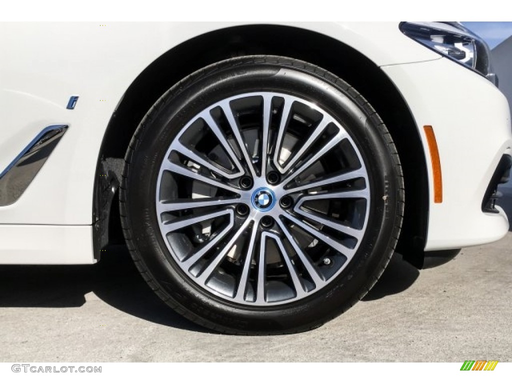 2019 5 Series 530e iPerformance Sedan - Alpine White / Black photo #9