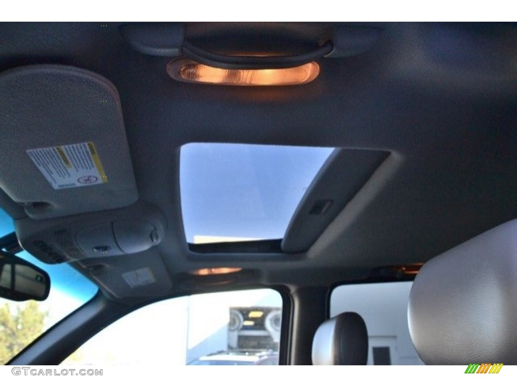 2002 TrailBlazer LTZ 4x4 - Onyx Black / Dark Pewter photo #10
