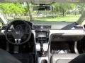 Black - Passat 2.5L SE Photo No. 4