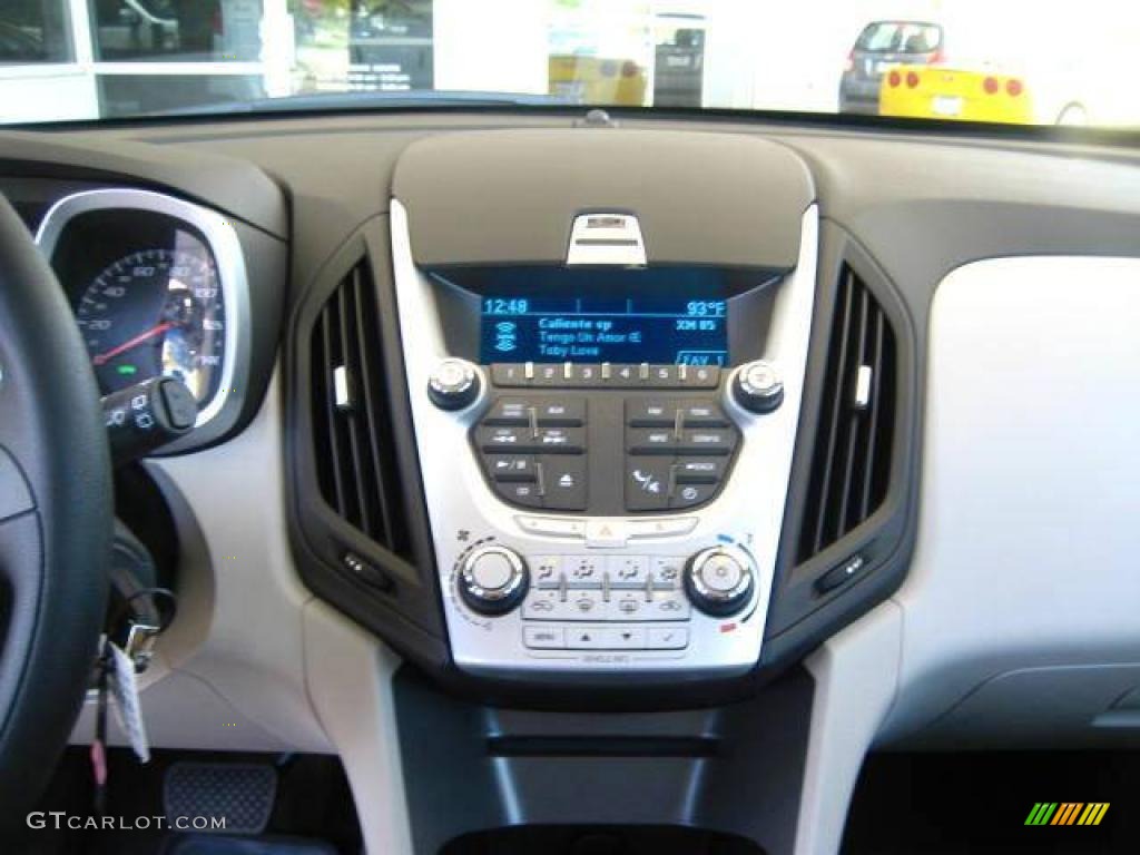 2010 Equinox LS - Cyber Gray Metallic / Jet Black/Light Titanium photo #12